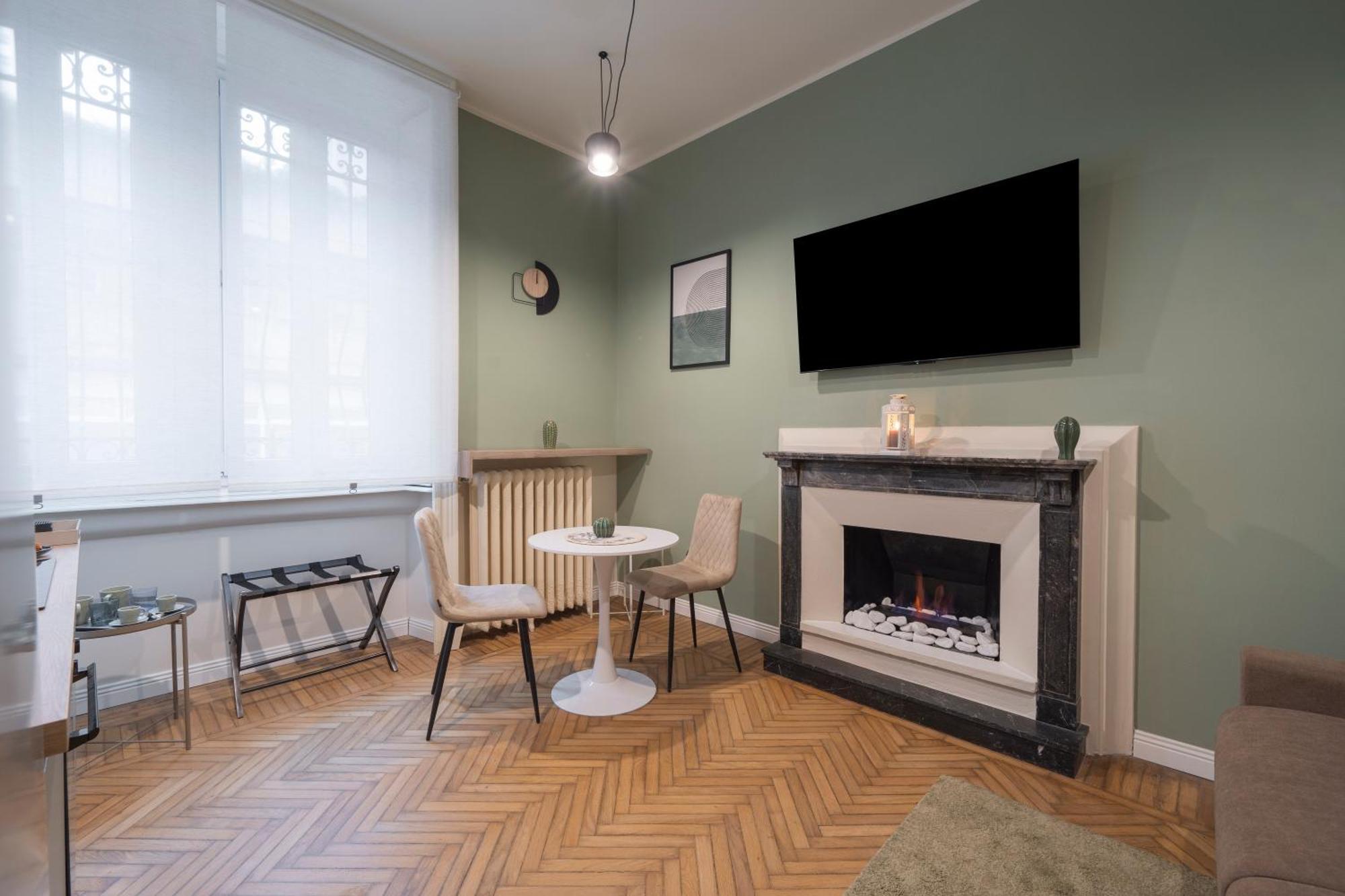 Couette-café Loreto Prestige - Parking Free & Bulb Gym *