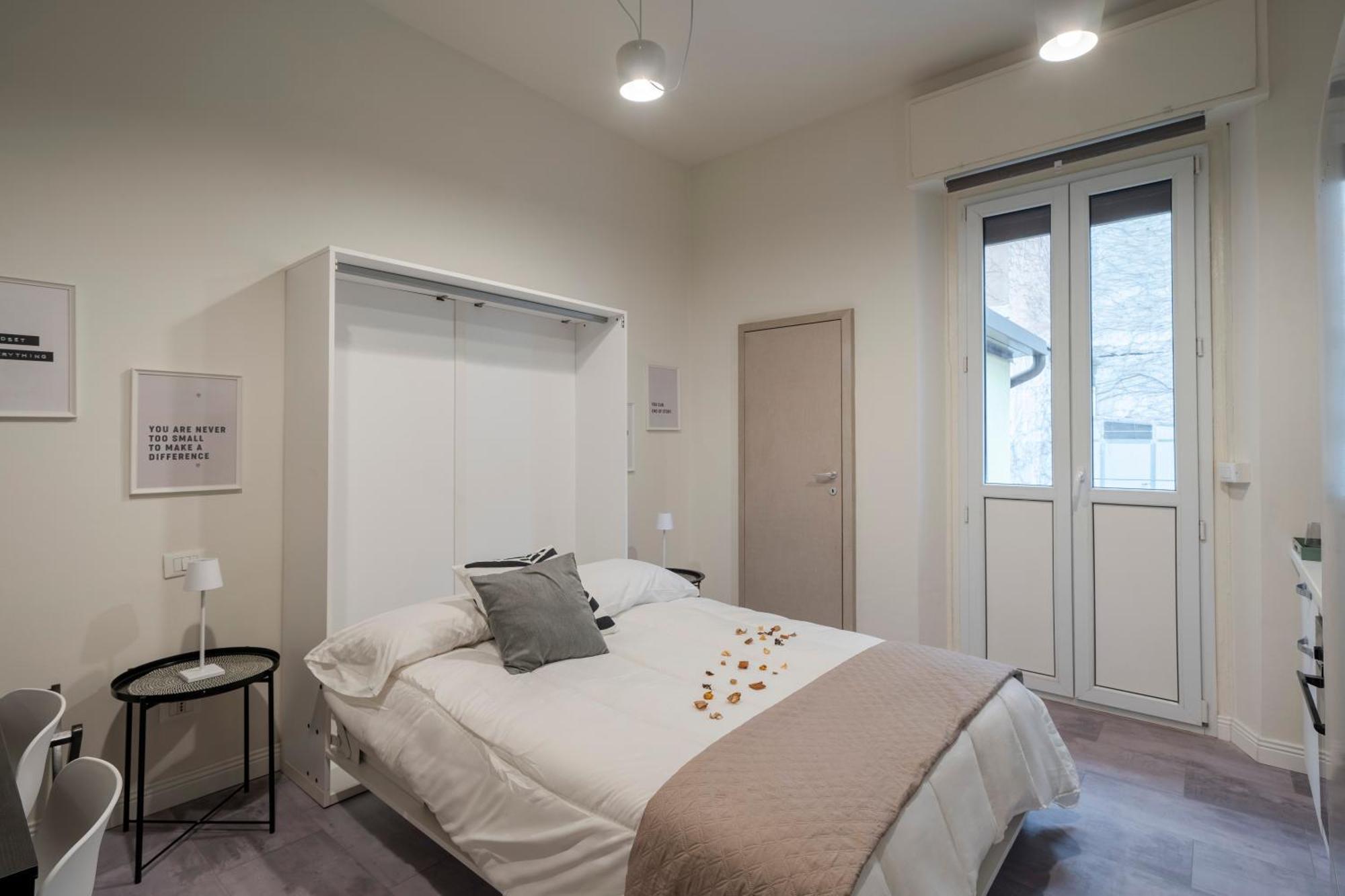 Loreto Prestige - Parking Free & Bulb Gym Couette-café *