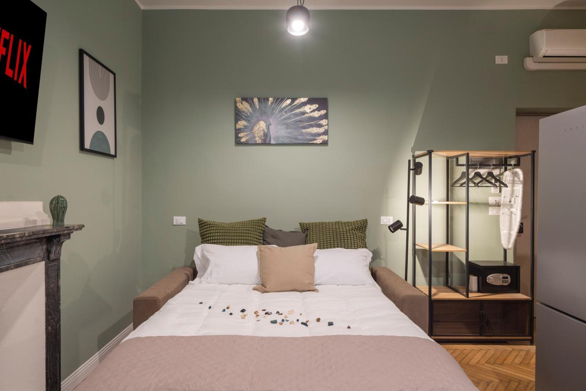 Loreto Prestige - Parking Free & Bulb Gym Couette-café Milan