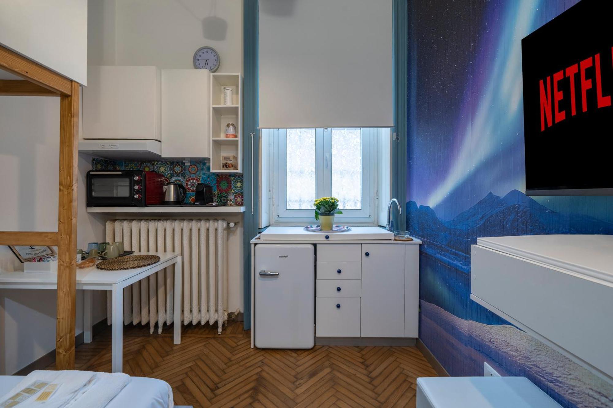 Loreto Prestige - Parking Free & Bulb Gym Couette-café Milan